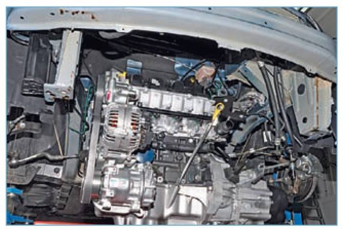 Снятие двигателя K7J или К7М Рено Логан Сандеро (Renault Sandero Logan): пошаговая инструкция