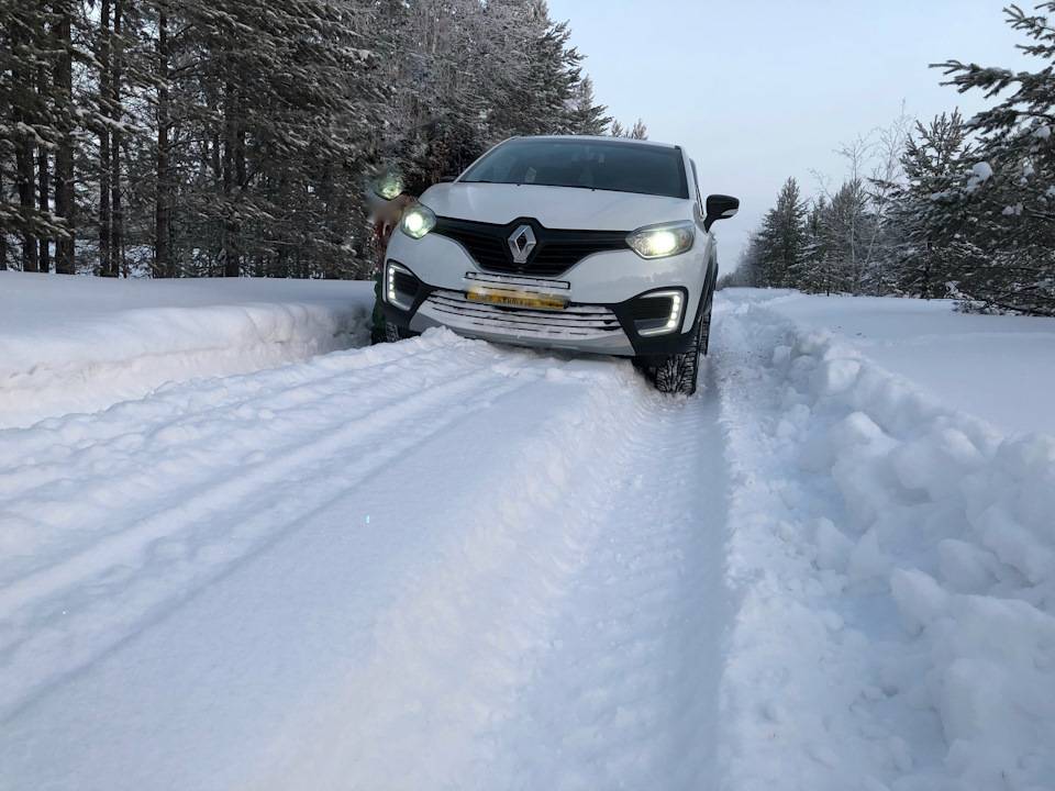 Renault winter driving school: снег и лед нам не страшны - журнал движок.