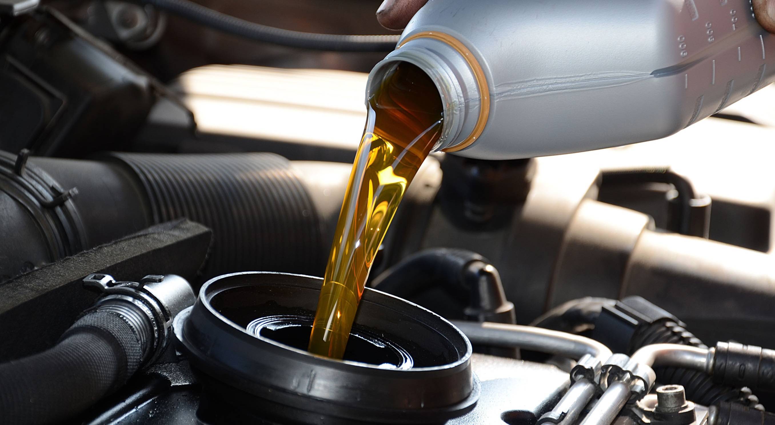 Как часто менять масло в двигателе? – avtotachki