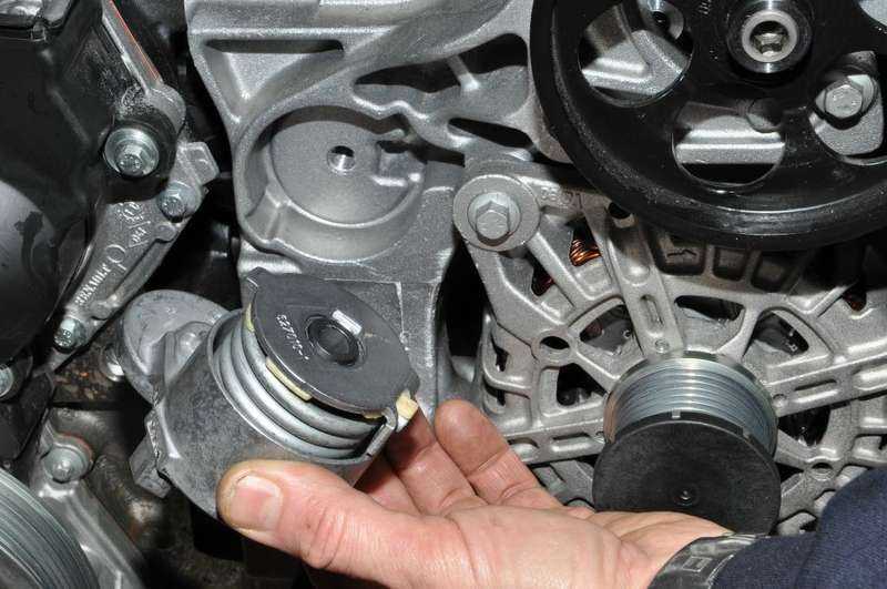 Замена ремня генератора дастер: инструкция для автомобиля с кондиционером и без него