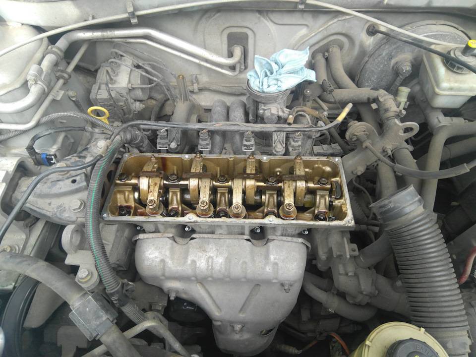 Регулировка клапанов на двигателе k7j автомобиля рено логан