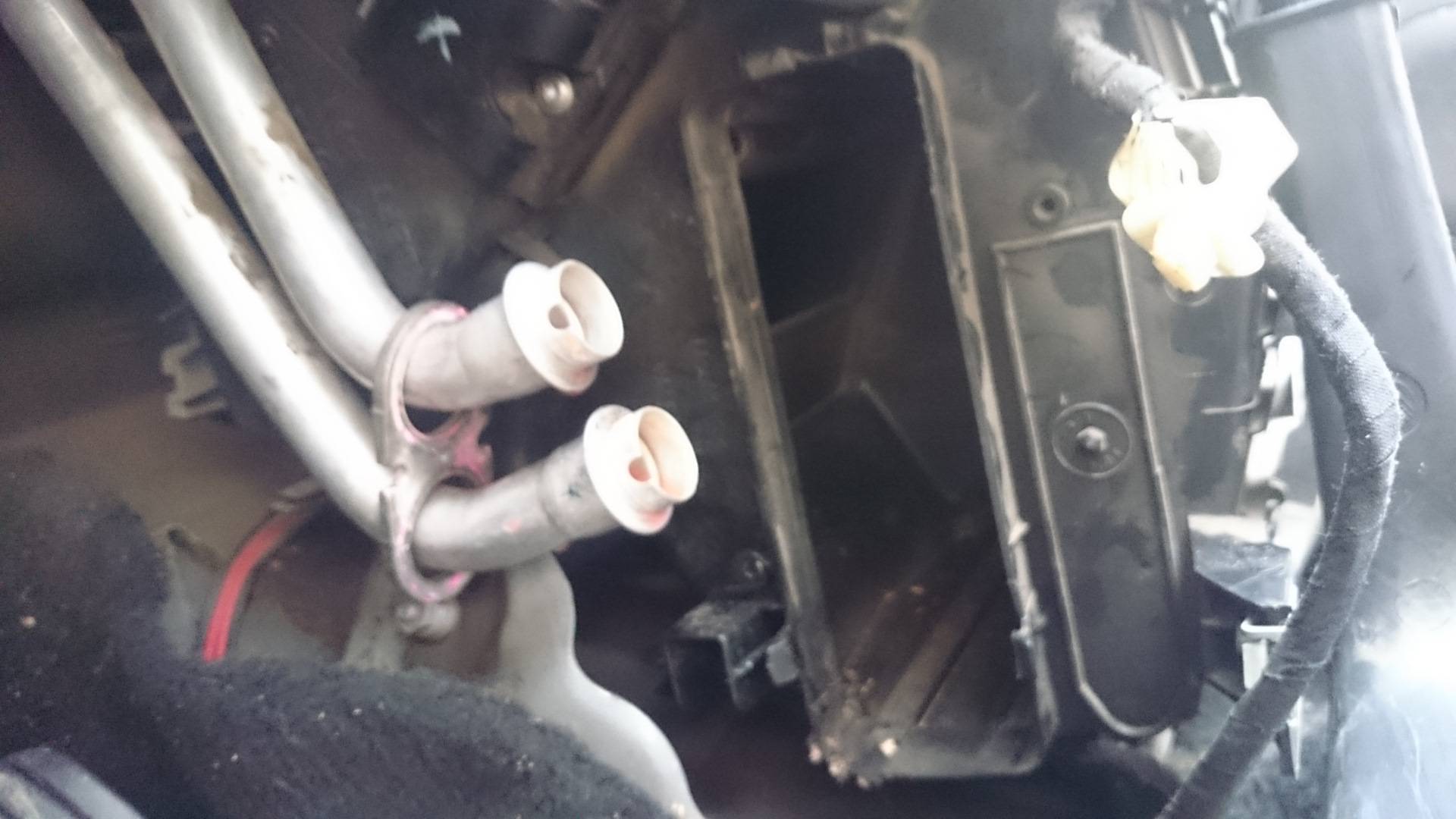 Renault logan снять замена ремонт радиатор отопителя печки рено логан