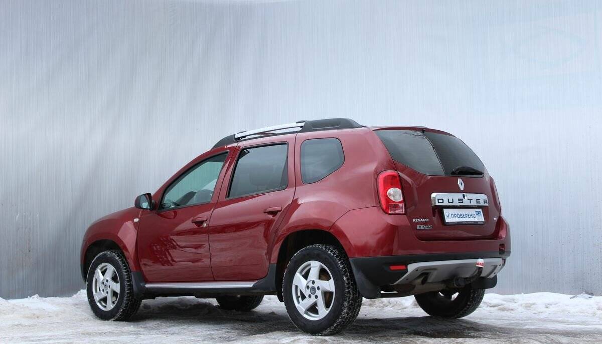 Renault Duster 2014 красный