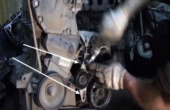 Renault logan снять замена ремонт   замена ремня привода вспомогательных агрегатов  рено логан