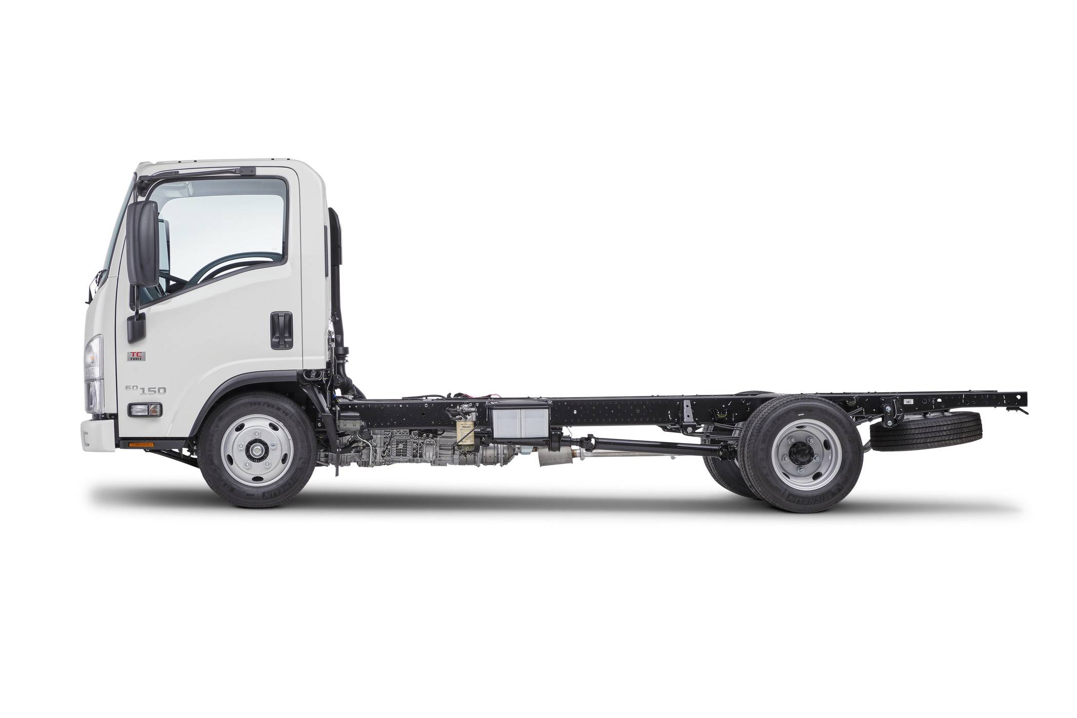 Испытатели: изотермический фургон на шасси isuzu elf 3.5 long (nmr85h) | грейдер - рынок спецтехники и коммерческого транспорта | дзен
