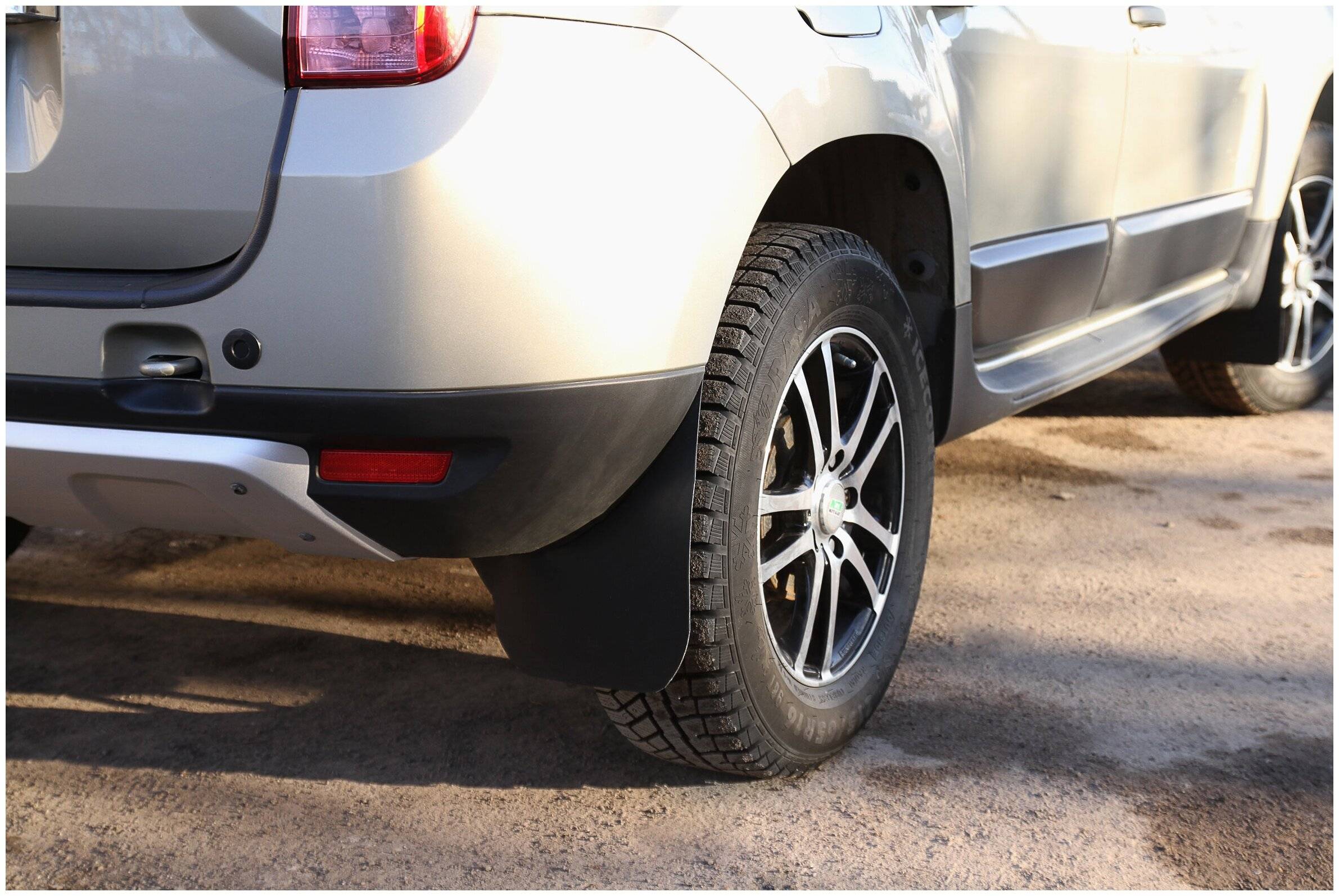 Брызговики дастер гард – помогут ли защитить авто от грязи?