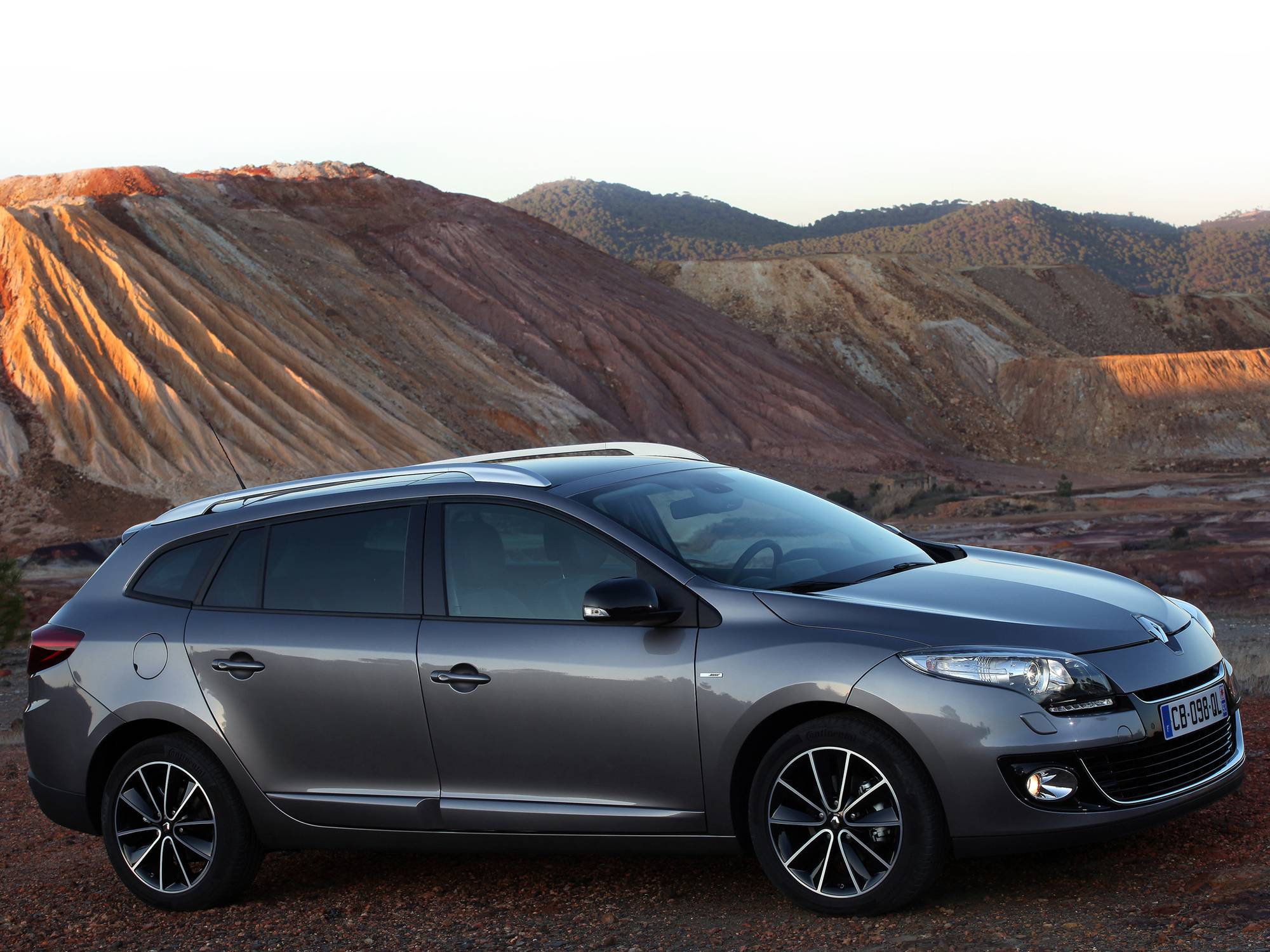 Renault megane 3, обзор, характеристики, отзывы владельцев, стоит ли покупать на вторичном рынке