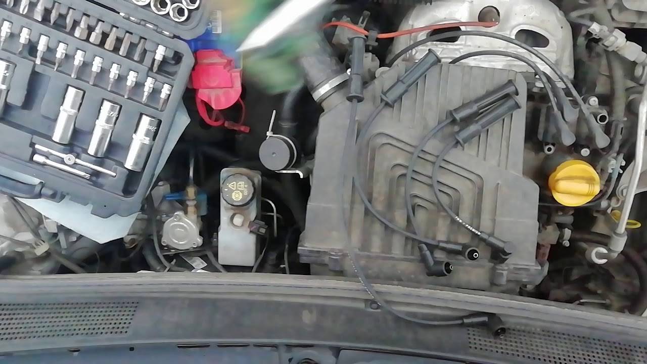 Замена свечей зажигания renault logan