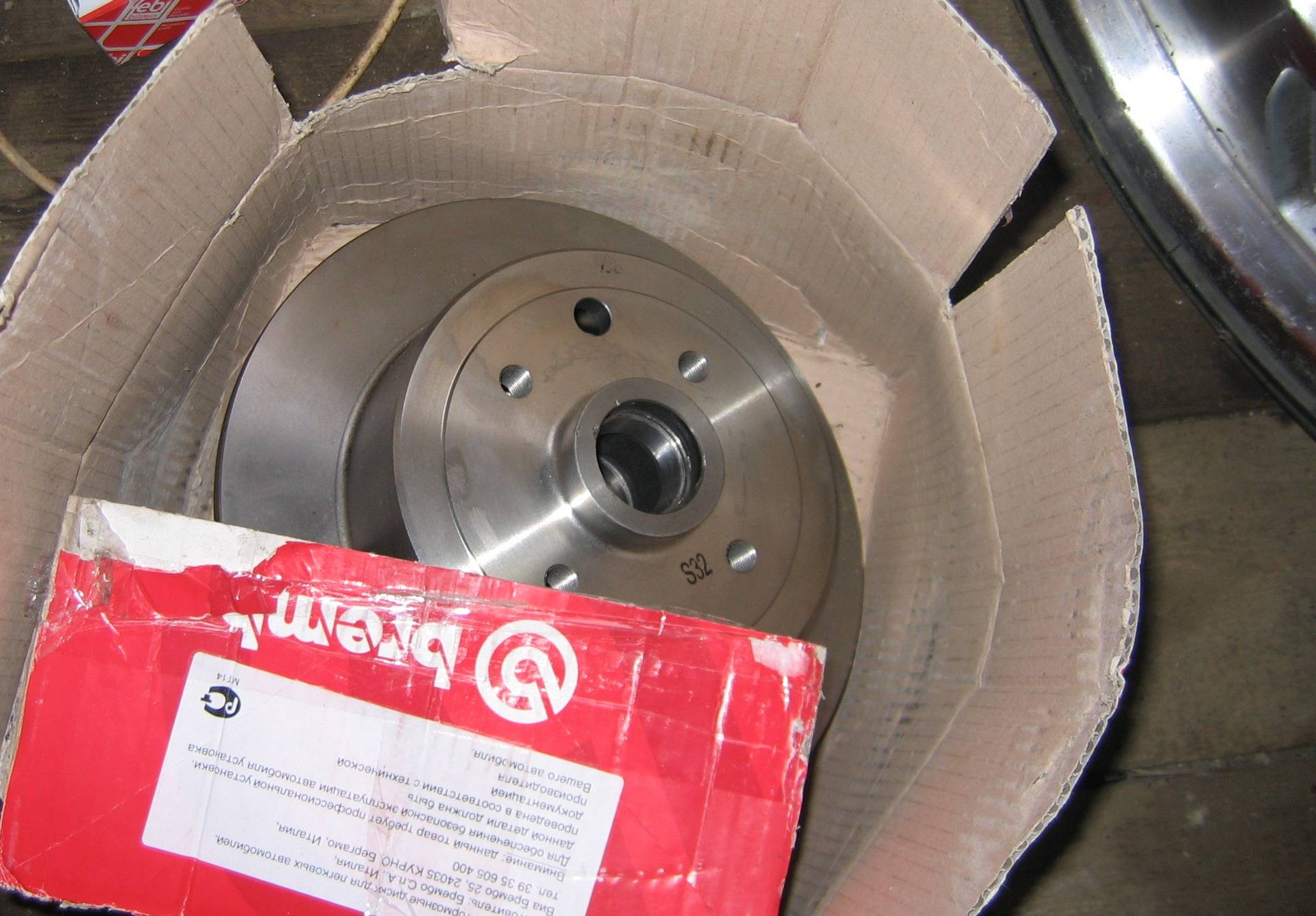 Замена тормозных дисков на рено логан: видео и фото